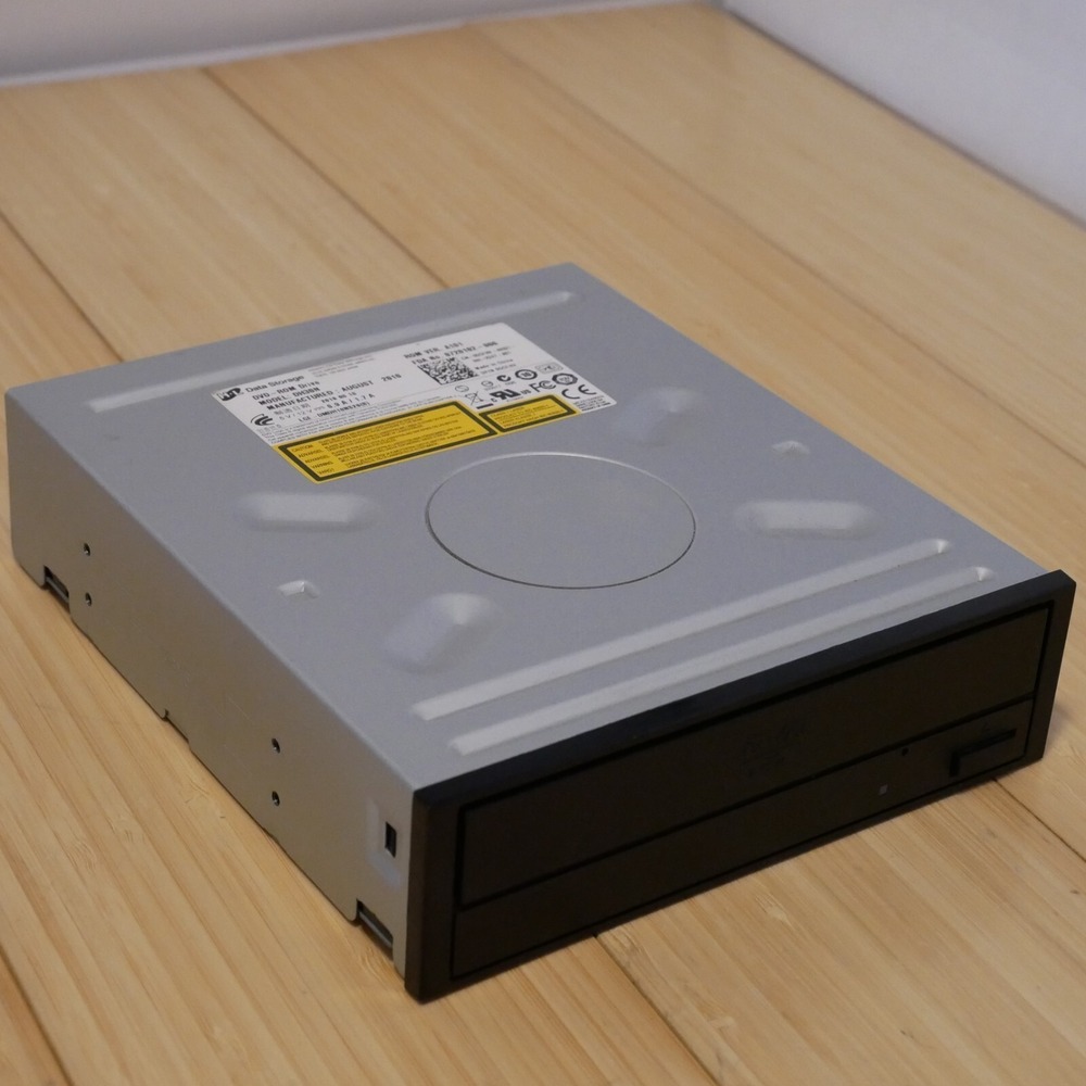 2010 Hitachi LG Black DH30N Internal SATA DVD-ROM Drive - Tested & Working